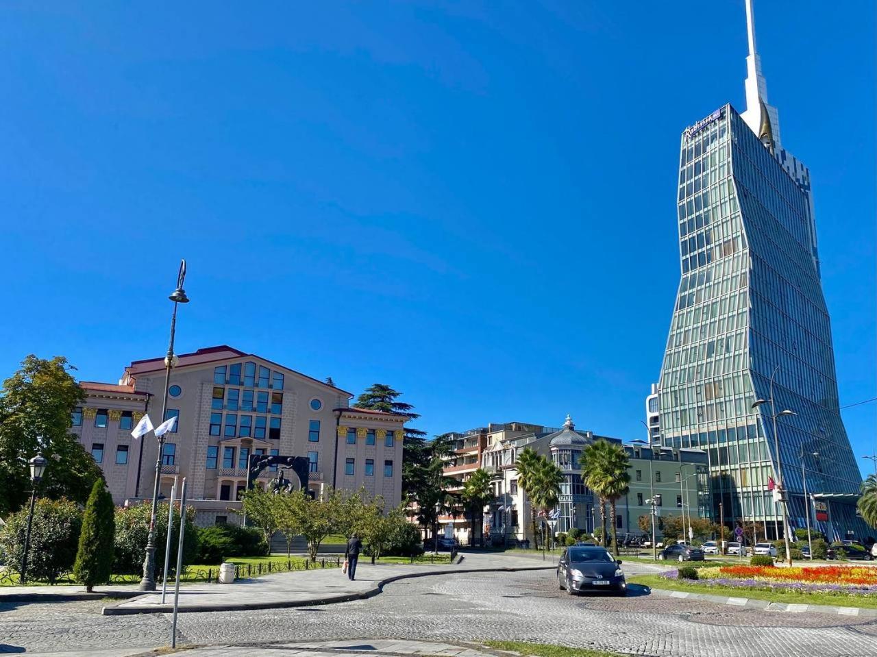 Apartments With Sea And Mountain Views, Portа Batumi Tower 外观 照片