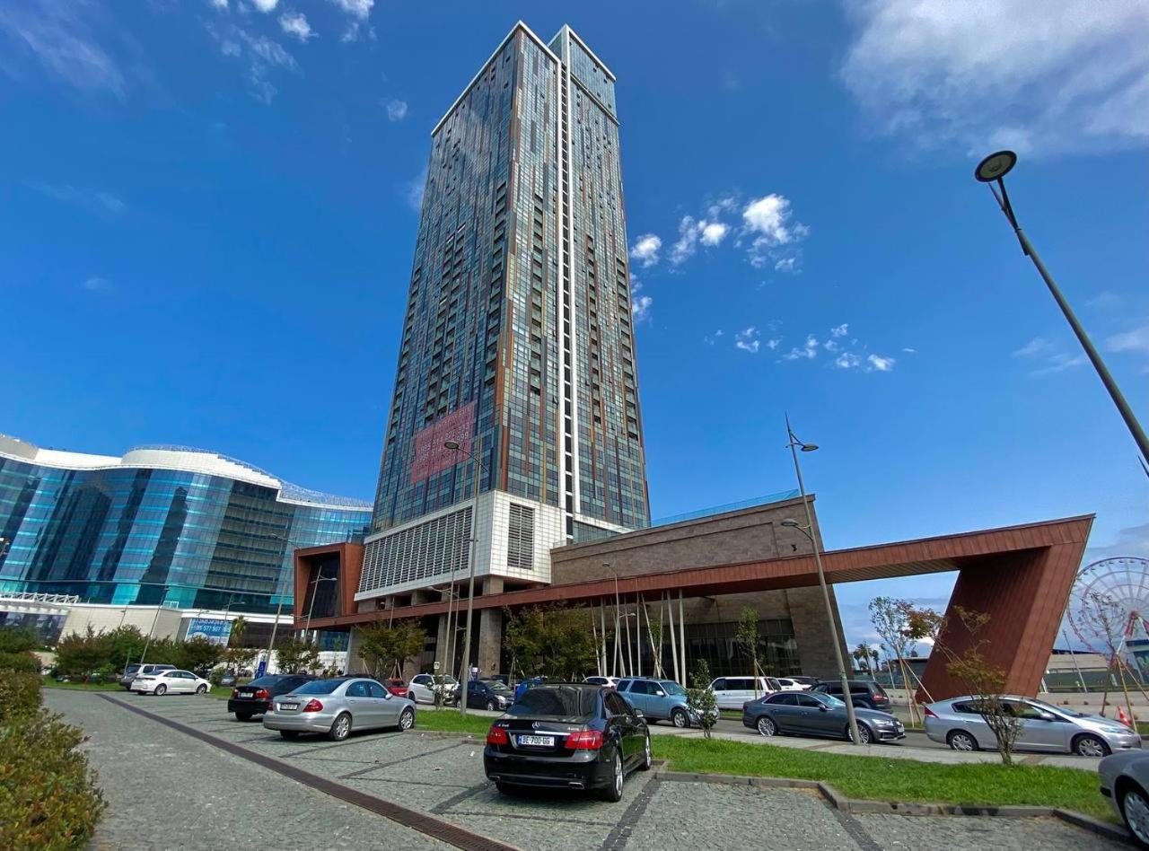 Apartments With Sea And Mountain Views, Portа Batumi Tower 外观 照片